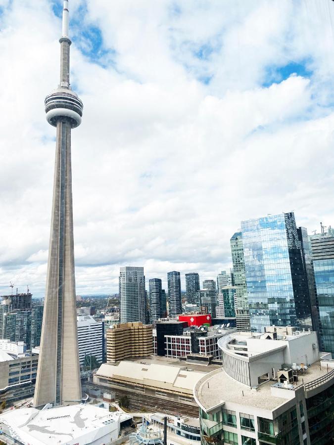Ihost Suites Ice Condo Toronto Exterior photo